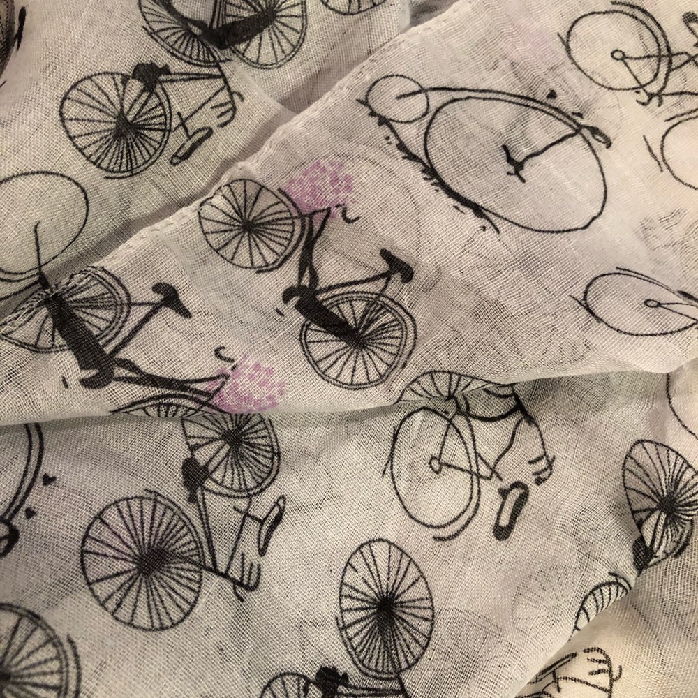 Bicycle infinity scarf